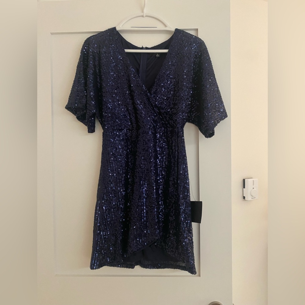 Lulus Womens Sequin Dress. Size S. NWT